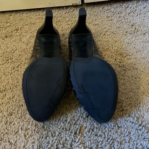 Animal Print (Snow Leopard) Franco Sarto Platform Heels - Picture 5 of 7